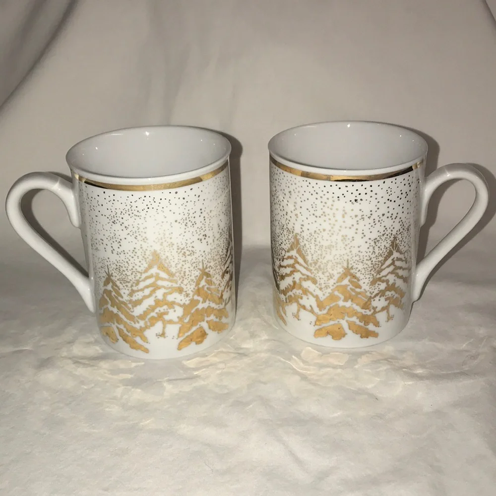 2 Dansk Porcelain Golden Pine Holiday Mugs with Metallic Gold EvergreenTrees